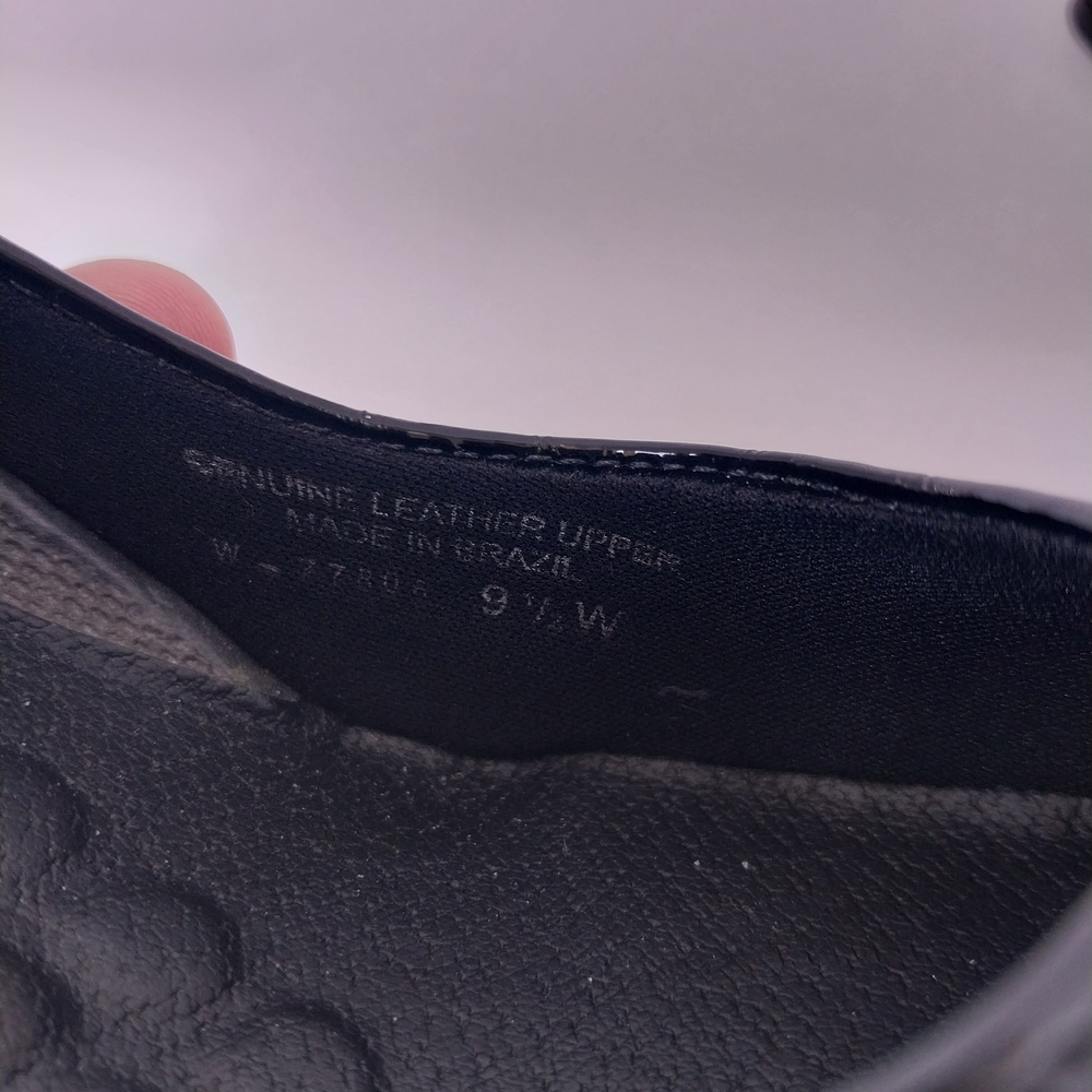 Walking Cradles‎ Black Croc-Embossed Heels - Picture 8 of 16